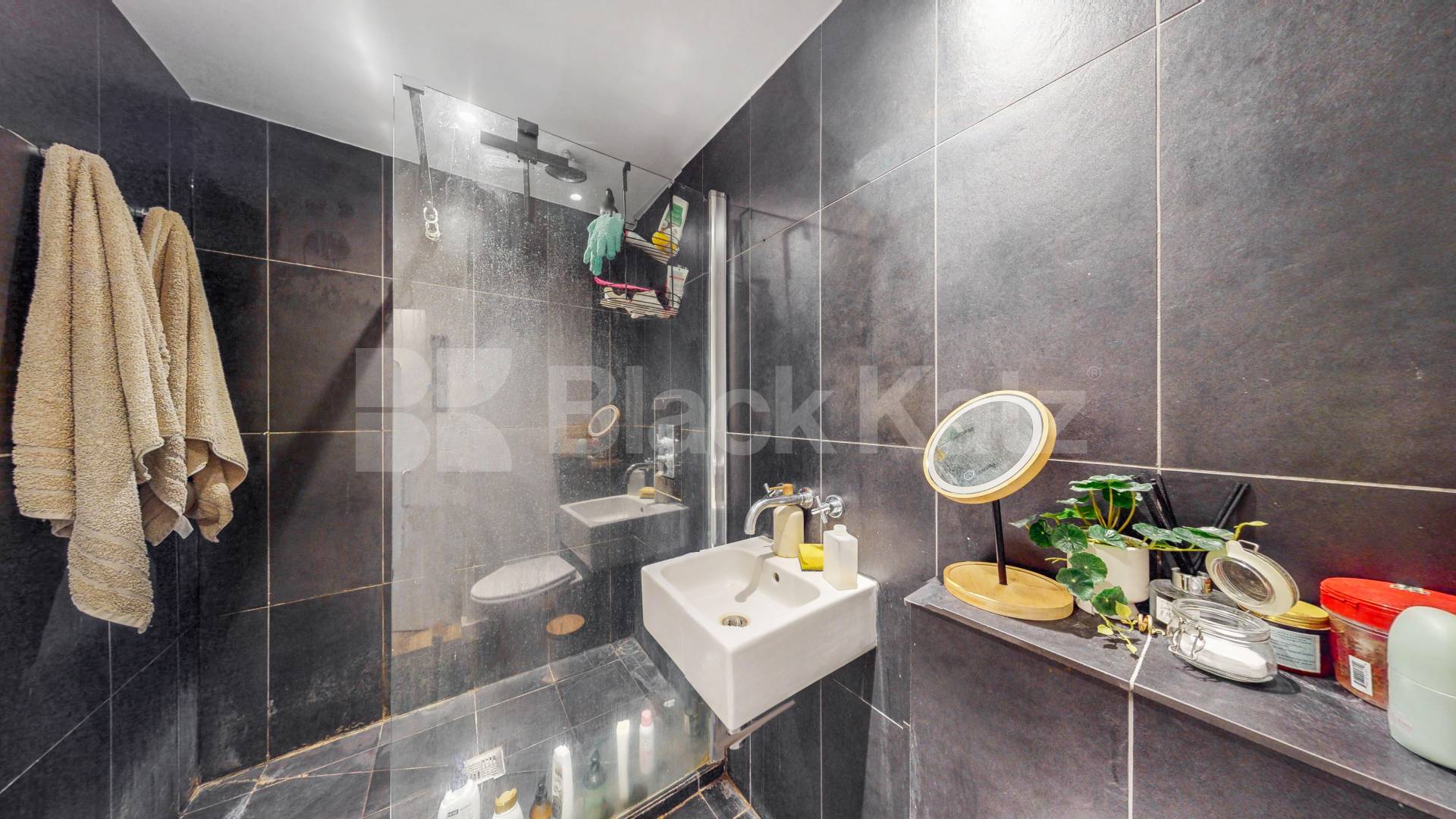 1 bedroom property located in the heart of Angel  Theberton Street, Angel